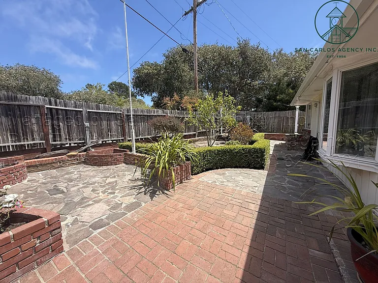 24990 Hatton Rd — Photo 2