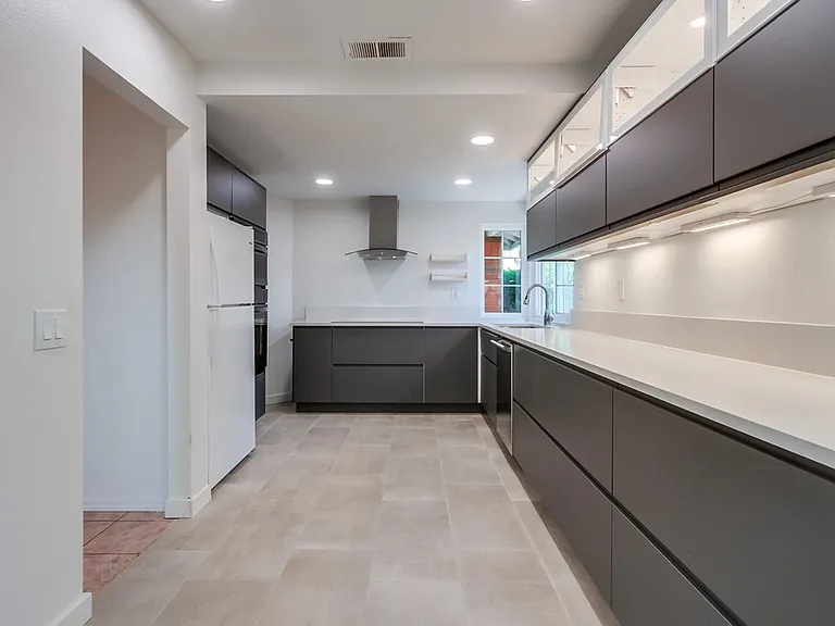 3174 E Fox Run Way — Photo 10