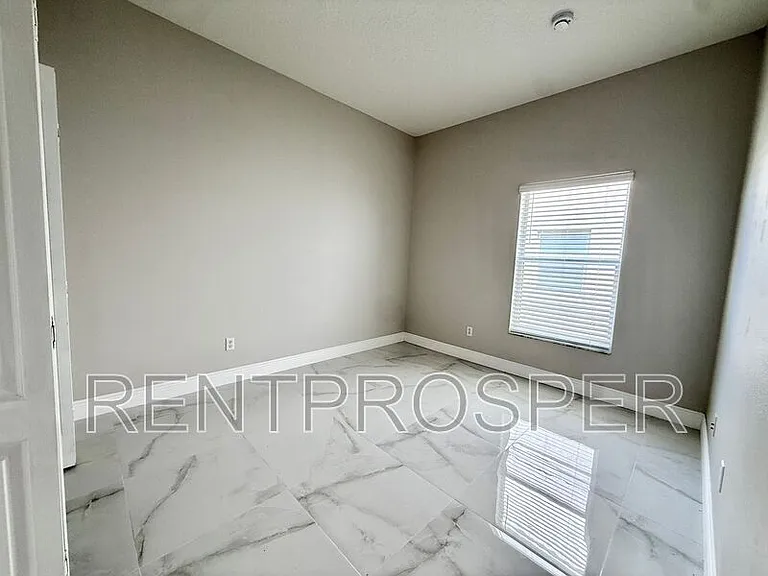 10181 Marsh Pine Cir — Photo 19
