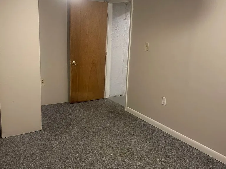 207 Channing Dr — Photo 26