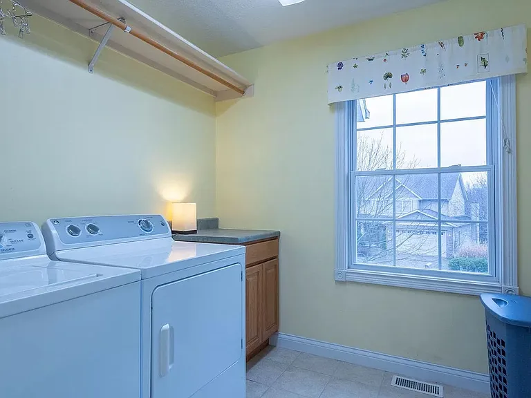 929 S Fenbrook Ct — Photo 22