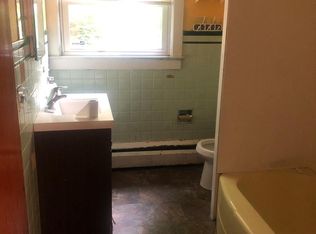 2832 Haddonfield Rd, Pennsauken, NJ 08110