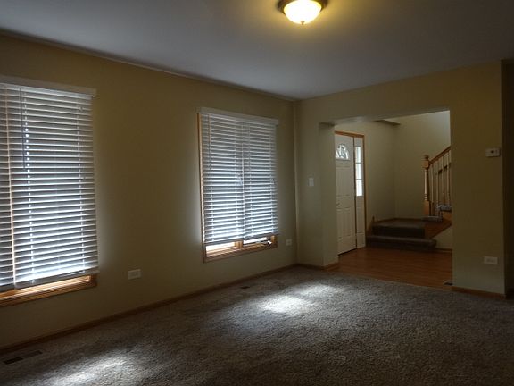 2nd image of 19246 Thornham Ln