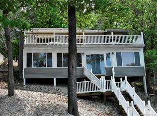 403 Comanche Rd, Lake Ozark, MO 65049