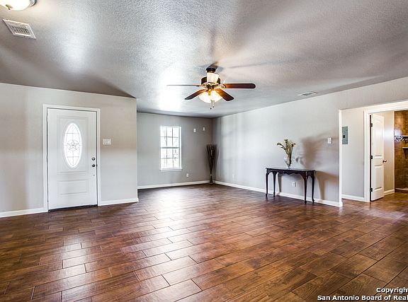 5th image of 3906 Wild China Dr