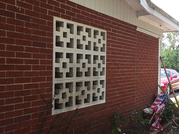 5th image of 803 S 1st St