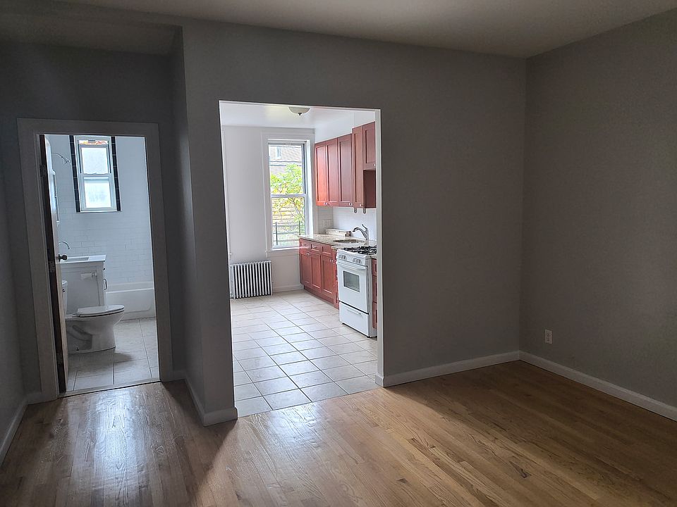 1st image of 7035 66th St APT 1R