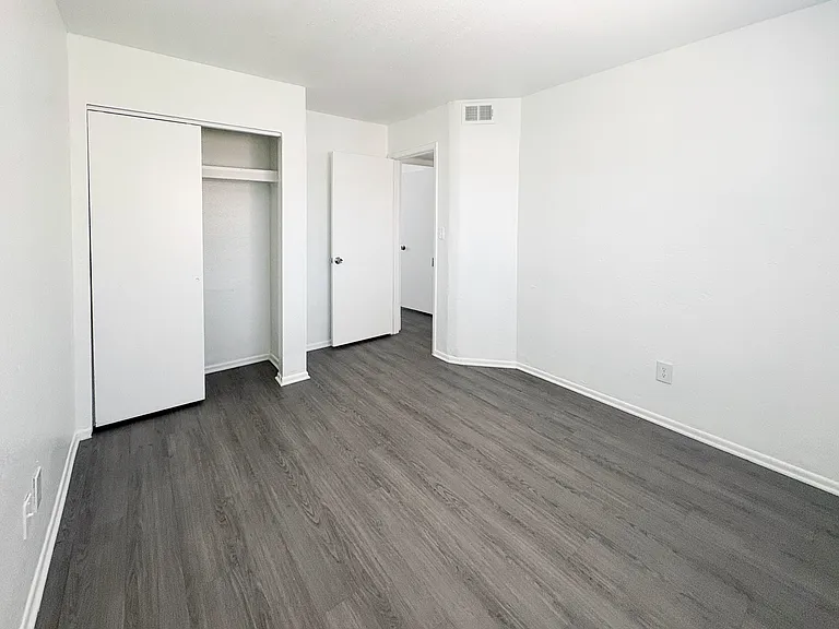 13020 N 21st Pl #U08 — Photo 11