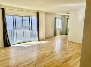 4325 Dixie Canyon Ave #1, Sherman Oaks, CA 91423