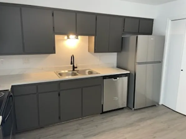 Just Renovated 2 Bed / 2 Bath Tucked Back in a Queit Foothills 4-Plex, 12312 Candelaria Rd NE APT 1, Albuquerque, NM 87112