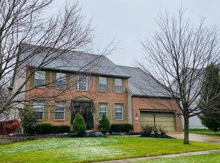 8223 Shady Maple Dr, Canal Winchester, OH 43110