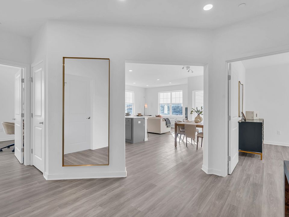 Step into modern elegance at Jefferson Place Apartments, featuring open-concept layouts, sleek finishes, and abundant natural light. Elevate your living experience with our thoughtfully designed spaces. Schedule your tour today!