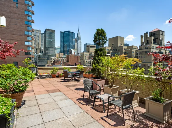 20 East 35th Street 7B image 9 of 10
