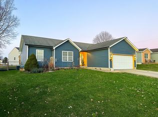572 Wildflower Dr, Newark, OH 43055