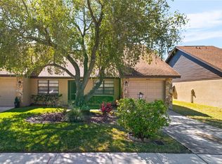 9838 Lake Seminole Dr W, Largo, FL 33773