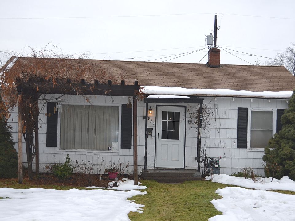1st image of 921 S 1st Ave