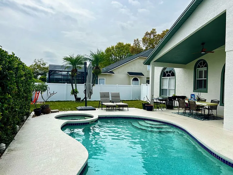 10103 Facet Ct — Photo 13