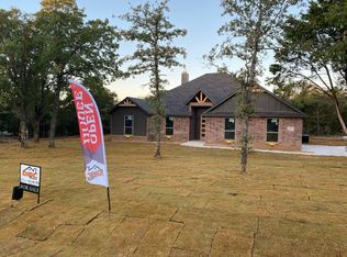 1013 Resolute Rd, Millsap, TX 76066