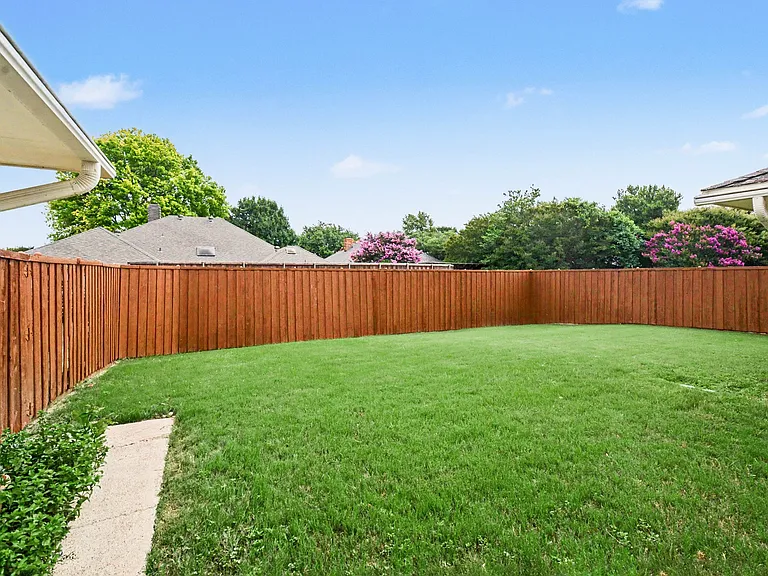 2313 Cliffside Dr — Photo 33