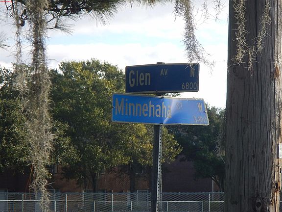 5th image of 6802 N Glen Ave