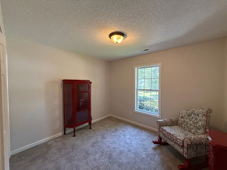 1653 Dawson Ct — Photo 13