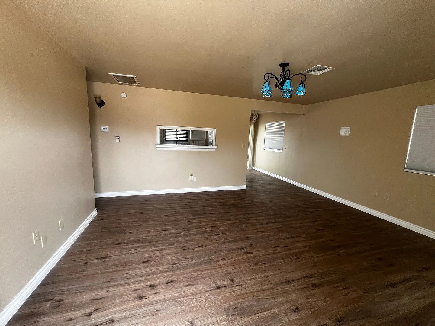6368 - 6370 Tamarisk Ave. — Photo 2