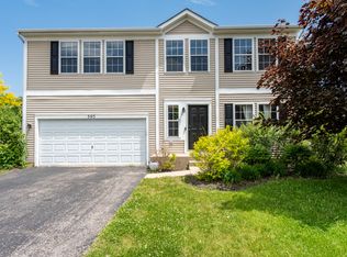 305 Marshall Dr, Antioch, IL 60002