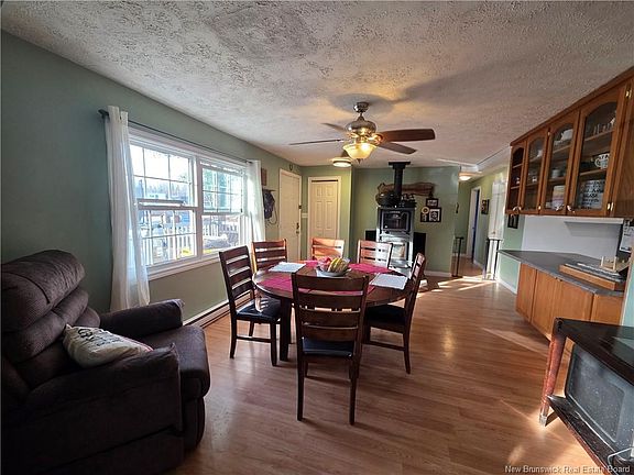 4th image of 144 Wilsey Rd