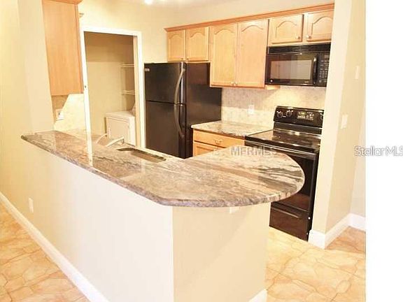 4th image of 6172 Westgate Dr APT 103