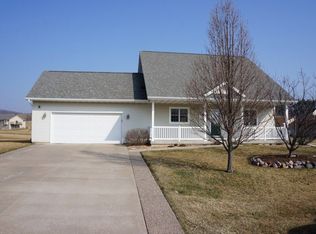 21574 Somerset Downs Ln, Galesville, WI 54630