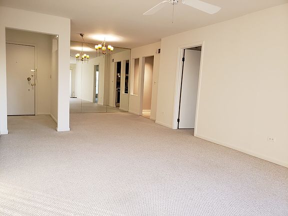 3rd image of 5501 Carriageway Dr APT 313