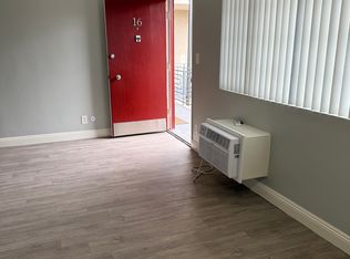 8821 Owensmouth Ave APT 16, Canoga Park, CA 91304