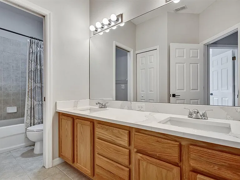 8169 Stone Leaf Ln — Photo 21