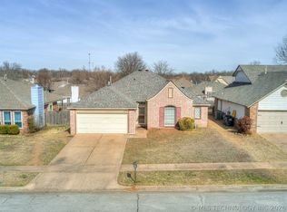 1171 E 133rd St, Glenpool, OK 74033