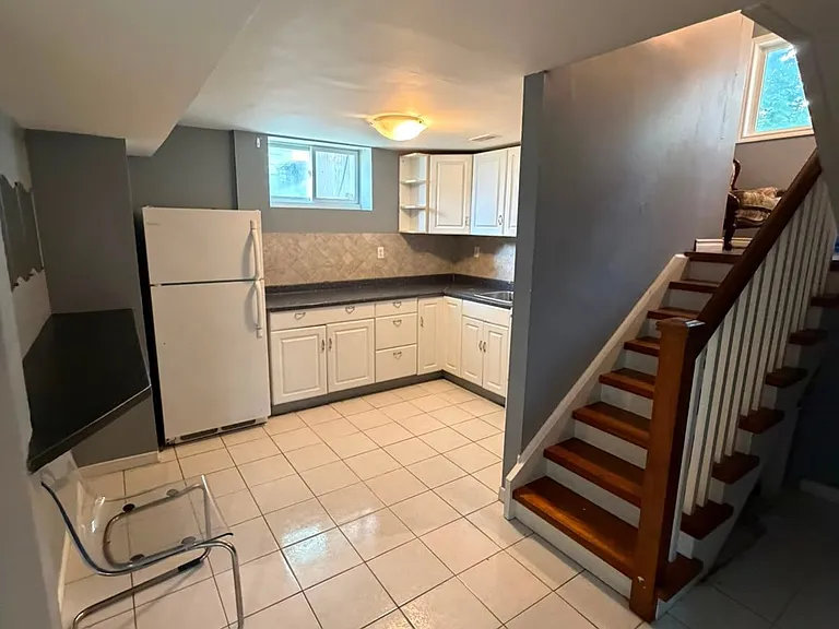 1165 Ogden Ave #BASEMENT — Photo 3