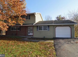 145 Ruth St, Hamburg, PA 19526