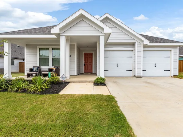 617 Mayfield Dr, Cleburne, TX 76031