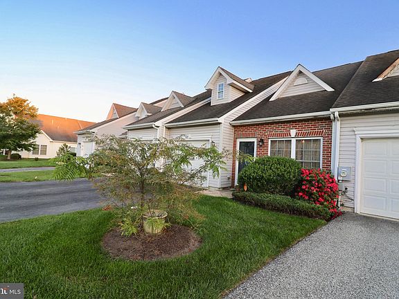 2nd image of 457 Sweetman Dr