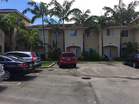 4th image of 2062 NE 167th St