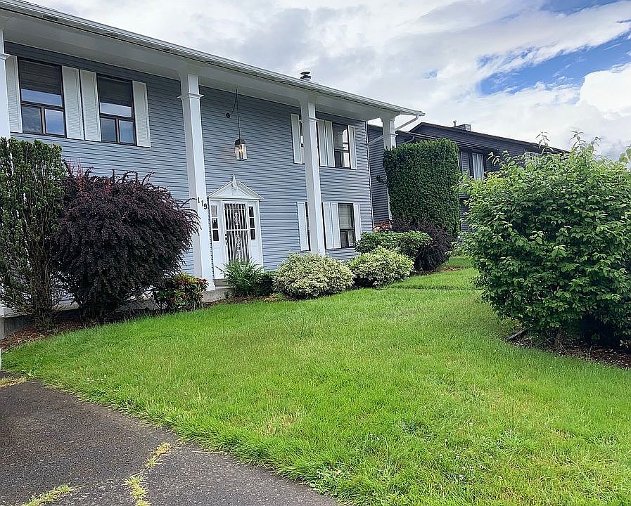 1st image of 119 Alturas Dr