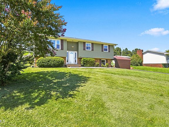 2nd image of 470 Old Hickory Cir