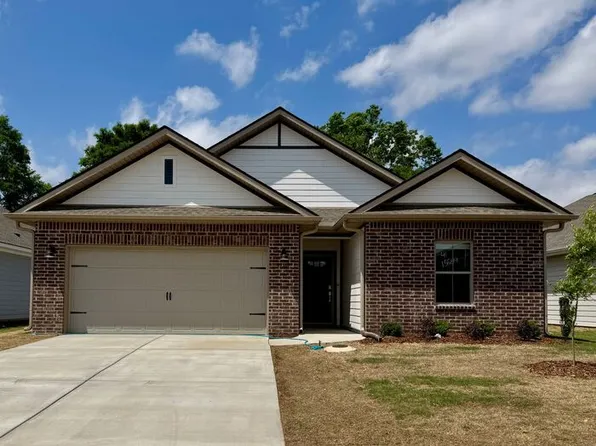 15589 Ruthie Lynn Dr, Athens, AL 35613