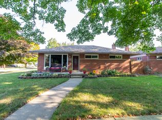 26548 Glendale Ave, Redford, MI 48239