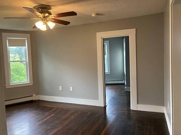3rd image of 120 Blaisdell St #1