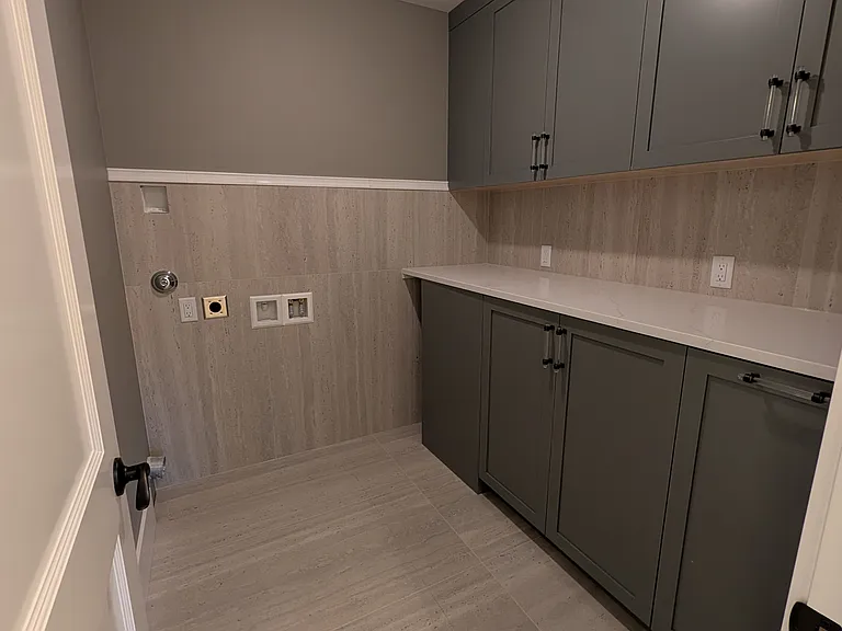 3957 W Barrett Ln — Photo 22