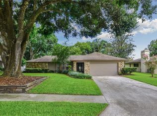 15910 Notting Hill Dr, Lutz, FL 33548