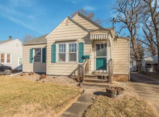 3831 E 8th St, Des Moines, IA 50316