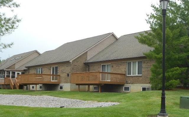 2nd image of 5 Pond Run Cir #66