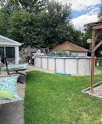 Hammocks are included.
