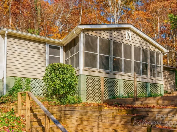 243 Boys Camp Rd, Lake Lure, NC 28746